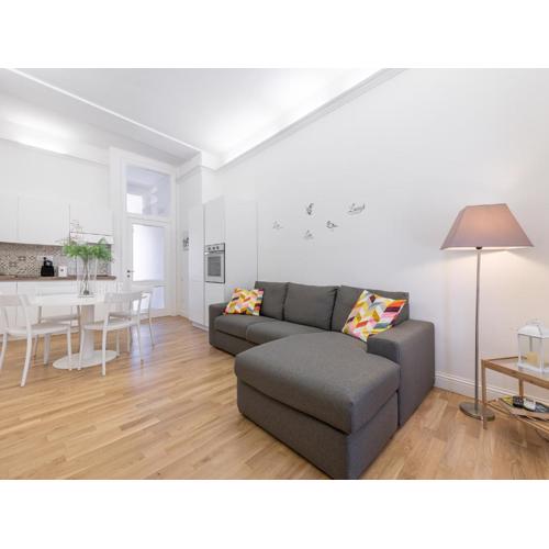 Queen Margaret Apartment