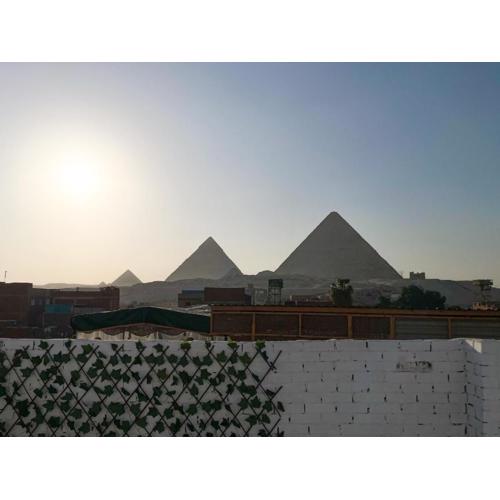 Queen of the pyramids hotel