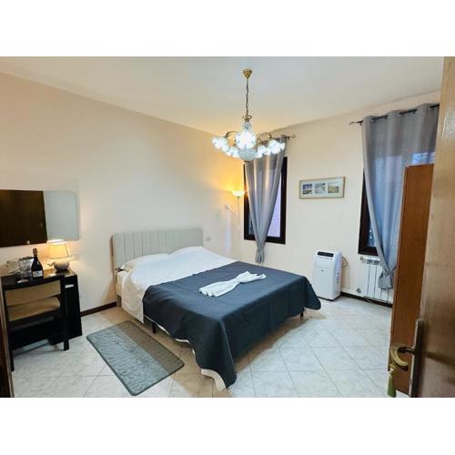 Queen Venice Apartment