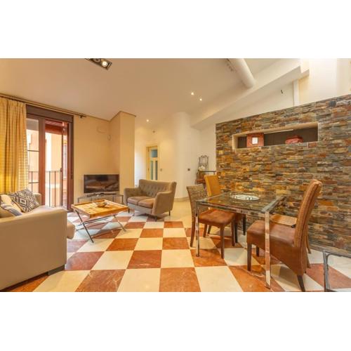 Quevedo Central Suite by Valcambre