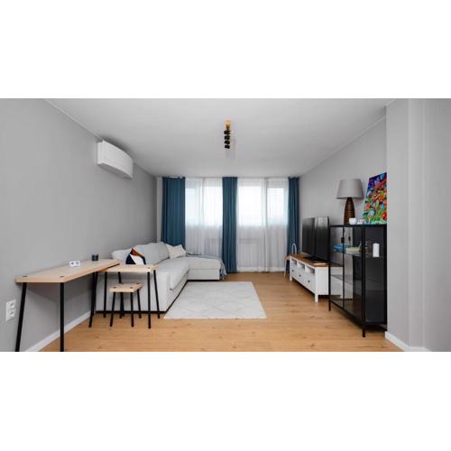 Quiet 2 BDR Comfort Near NDK & Workspace by Flat Manager