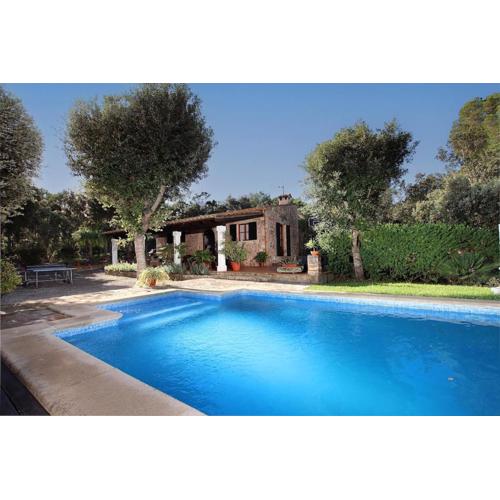 Quiet and wooded area of the Mallorcan countryside by Renthousing