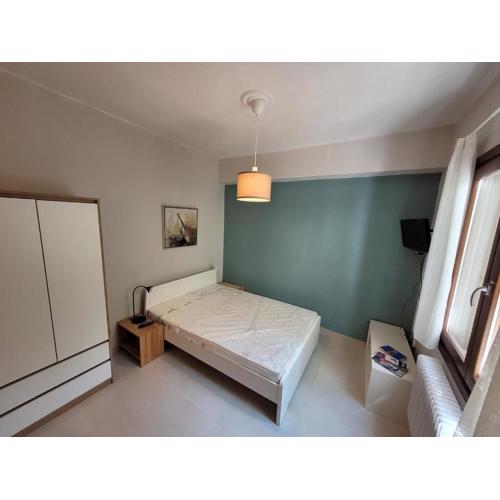 Quiet apartment in family house