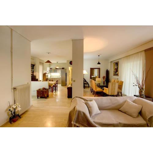 Quiet apartment with a garden