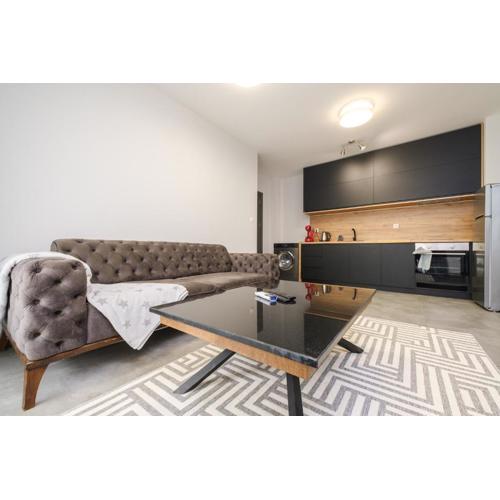 Quiet & Comfy 1BR in the Heart of Plovdiv with Private Balcony