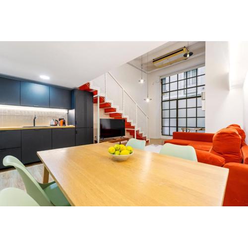 Quiet Gem With Jacuzzi In The City Center