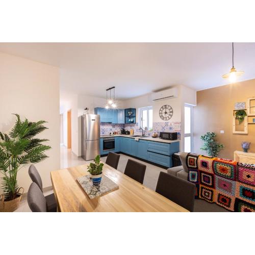 Quiet Traditional Stay - Rabat 3-Bedroom Apartment