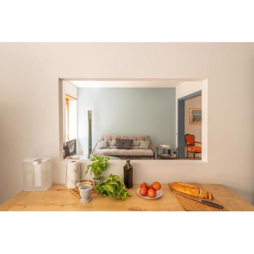 Quieta 6 - Renovated 70s Apartment - ItalyWeGo