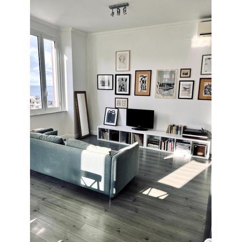 Quinto between comfort and design