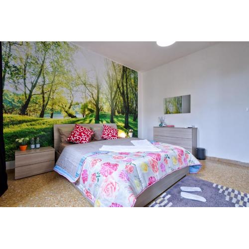 R & R Apartment