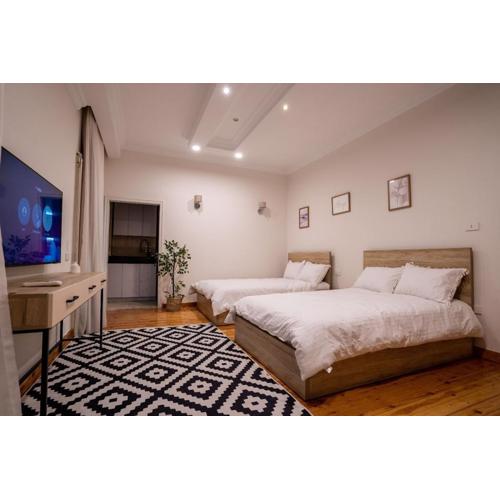 R Suites Wonderful studio with balcony G06