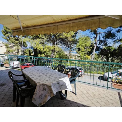 R07 - Trilocale con terrazzo e garage