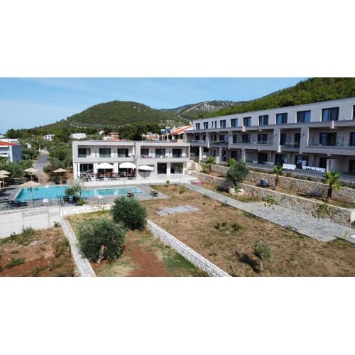 Rachoni Amazing Rooms and Maisonettes