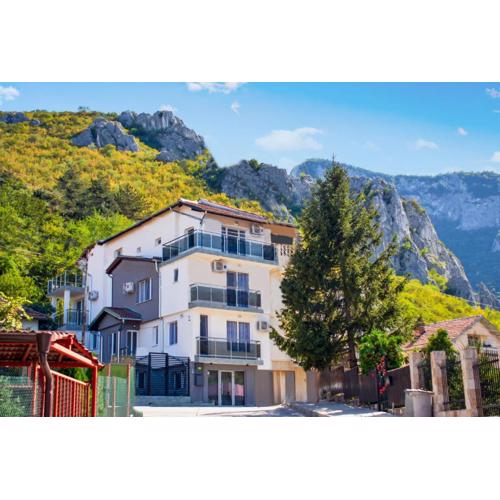 Rade III-Vratsa Exclusive mountain view