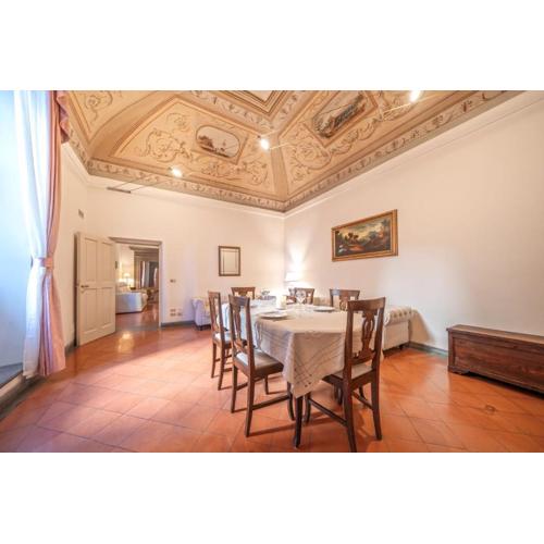 Raffaello - M&M Holiday House