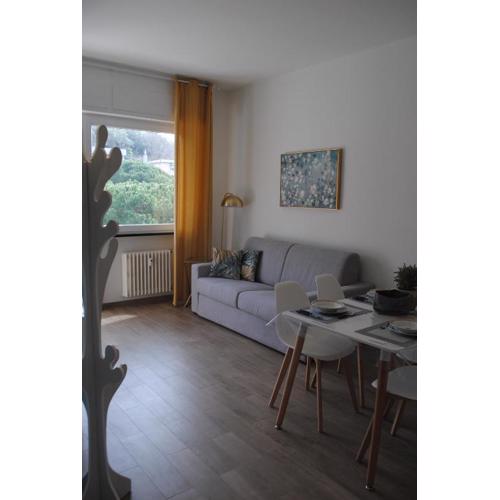RAGGIO DI SOLE - pool, tennis, parking, sea view & relax