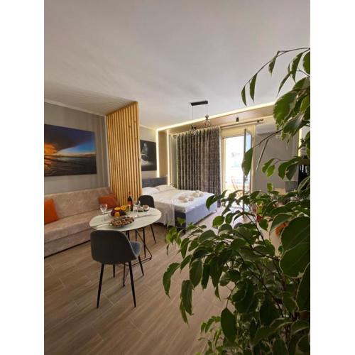 Ralph Apartments