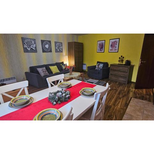 Ramada 2 Boutique Apartment near Ski Road