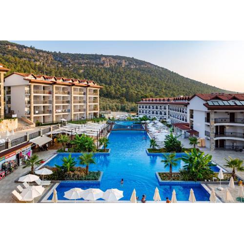 Ramada Resort by Wyndham Akbuk - All Inclusive