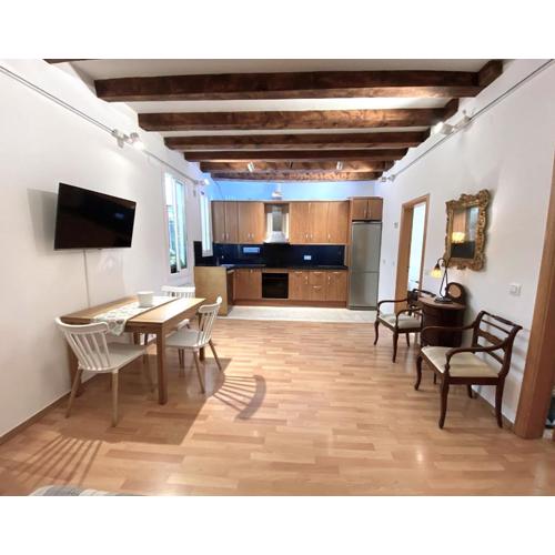 Ramblas Waterfront Stay