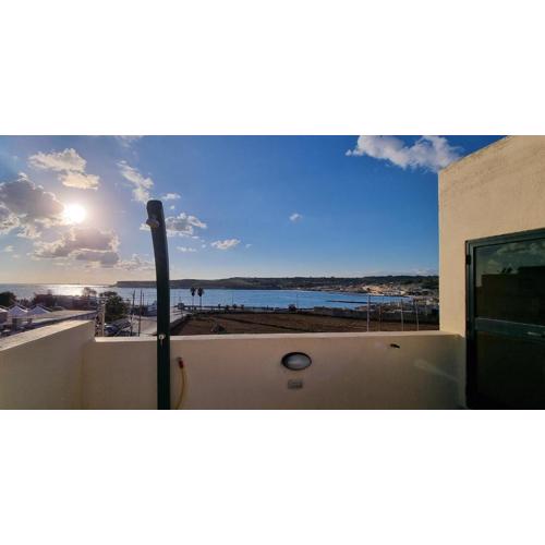 Ramla Boutique Home