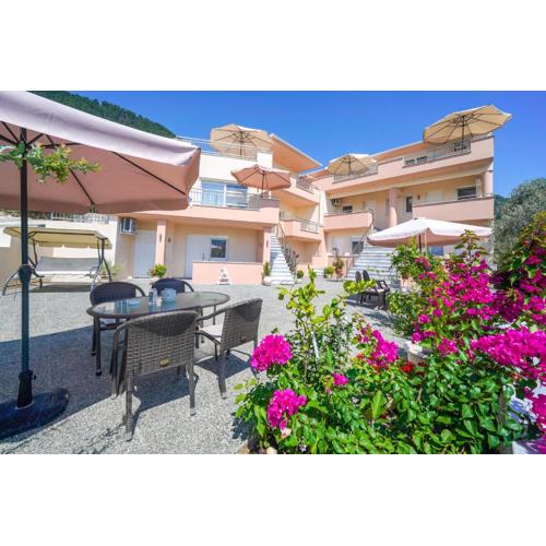 Rani Apartments