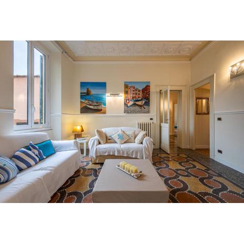 RAPALLO BEACH HOUSE A due passi dal mare