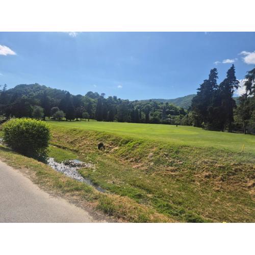 RAPALLO Close to Golf Executive with Balcony