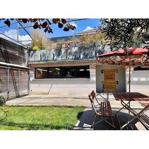 Rare ! LOFT Atypique Centre-Ville Parking Jardin