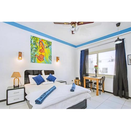 Rare New Marina Hotspot With Pool & Fast Free WIFI - Western Standards - Sheraton Plaza 415