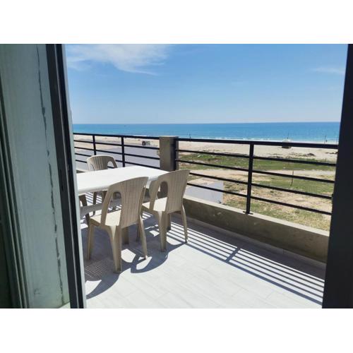Rare S2 en front de mer Maamoura Beach