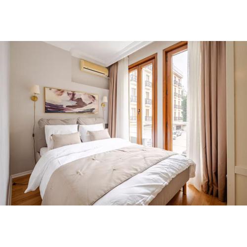 Raya Cihangir Suites