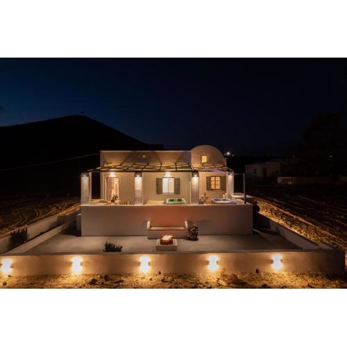 Red Beach Harmony suites Modestos