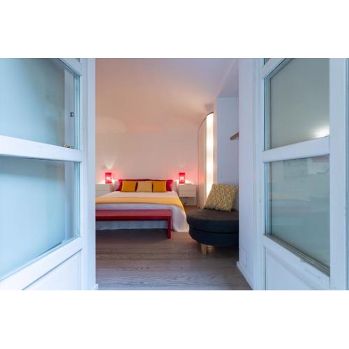 Red Studio near Porta Nuova by Wonderful Italy