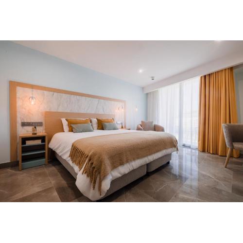 Reef Hotel & Spa