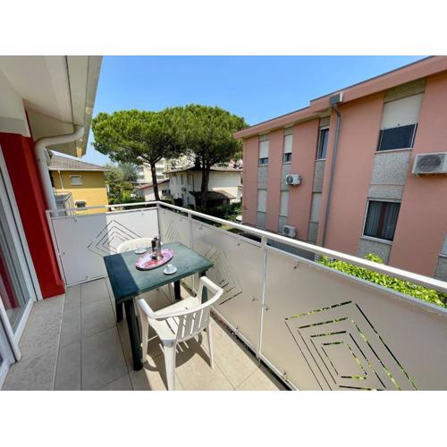 Refurbished flat in a residential area