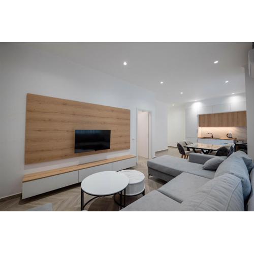 Regal Luxury Apartments