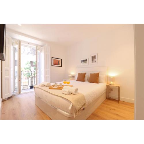 Reina Sofia Suite II