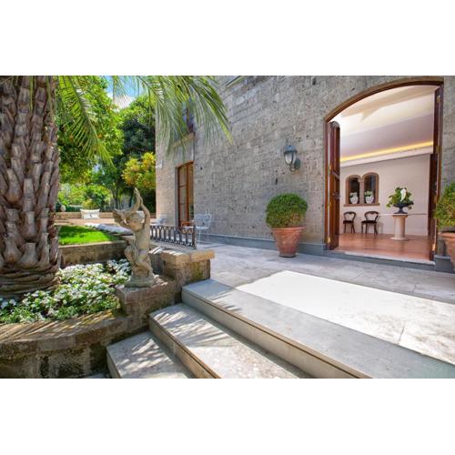 Relais Villa Russo
