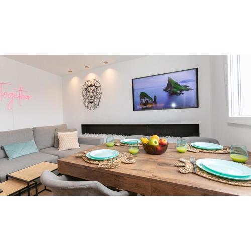 relax Better Together Apartment