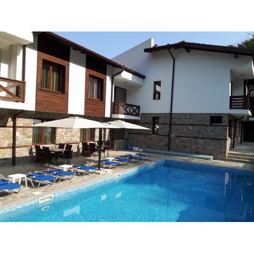 Relax Houses