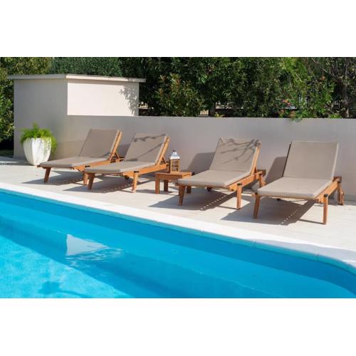 Relax Villa Tanasia with a pool near Split