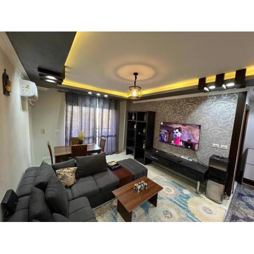 Relaxing 2BR Madinaty stay