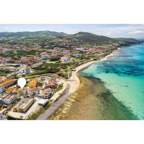 Relaxing holiday home 50m from Lu Bagnu beach