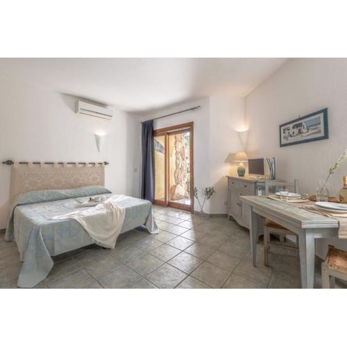 Relaxing Residenzia Palau Green Village M2 Premium Studio Sleeps 2