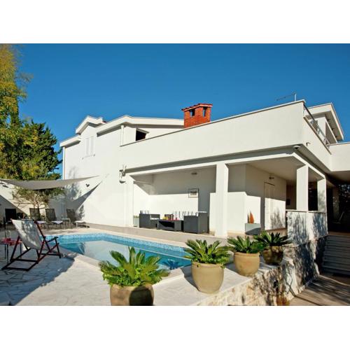 Relaxing Stay Near Trogir