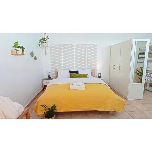Relaxing Studio Apt 1 min to Highway Parking