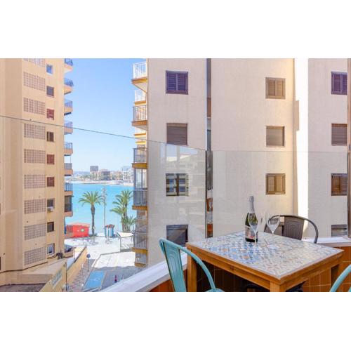 Remarkable 3-Bed Apartment in Torrevieja