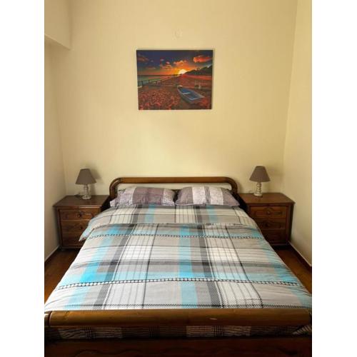 Remoundou 18 rental room