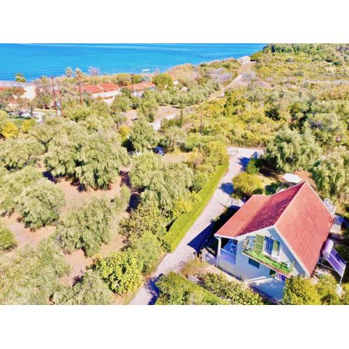 Renas Sweet Holiday Home near Roda by DadoVillas